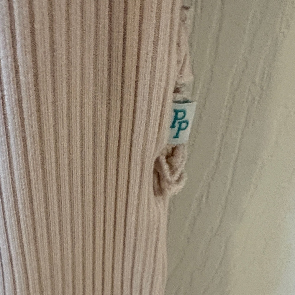 Posh Peanut Bamboo Ruffle Ribbed Sleeper - Picture 3 of 7
